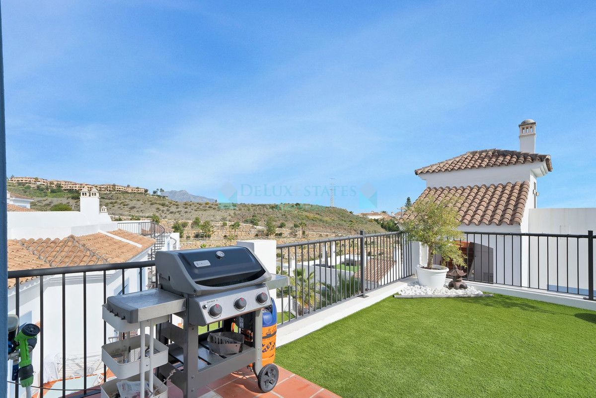 Ground Floor Apartment for sale in El Paraiso, Estepona