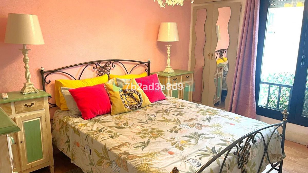 Apartment for sale in Marbella - Puerto Banus