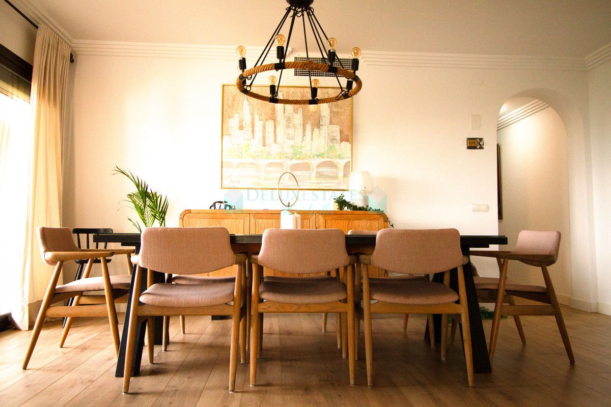 Penthouse for sale in Estepona