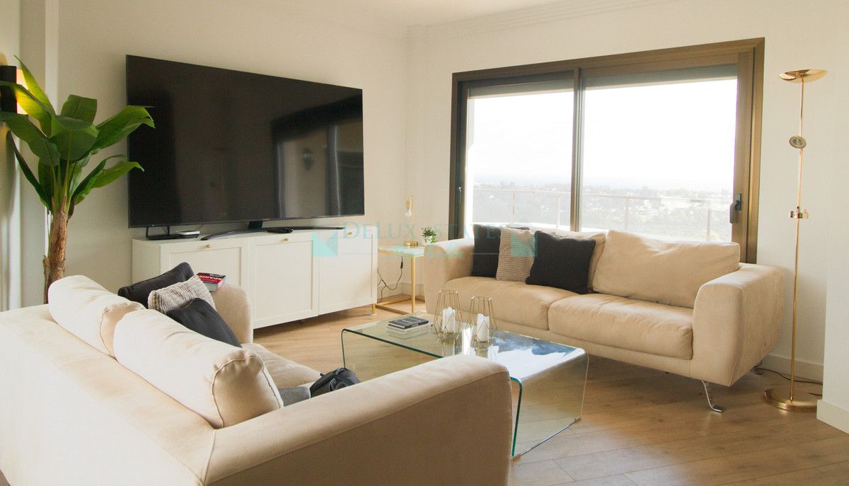 Penthouse for sale in Estepona