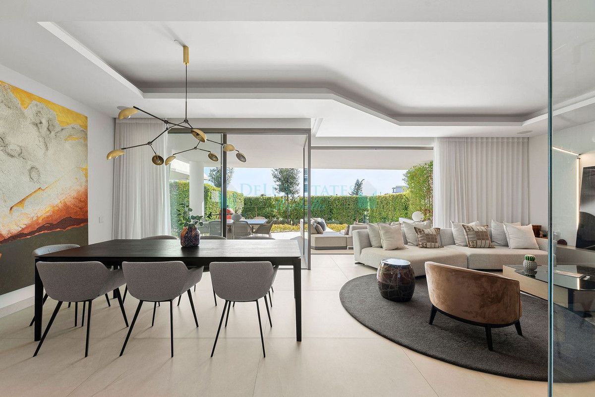 Semi Detached Villa for sale in Nueva Andalucia