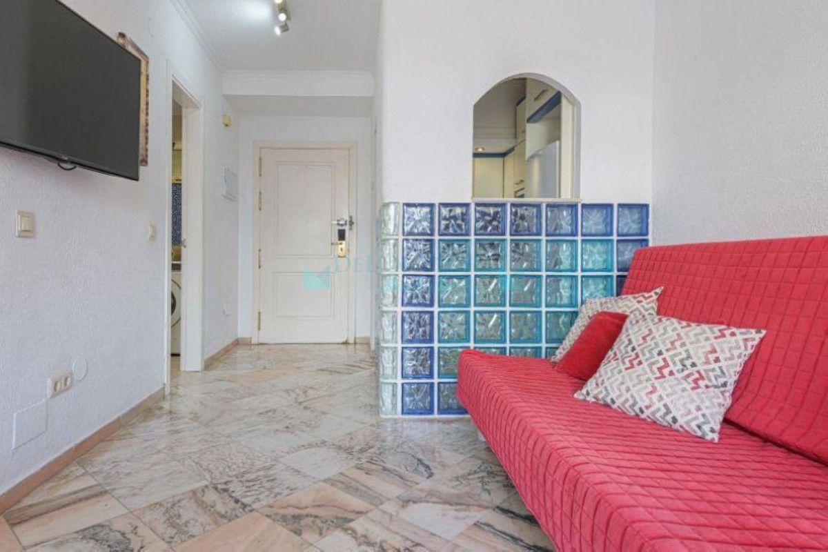 Ground Floor Apartment for sale in Elviria, Marbella East