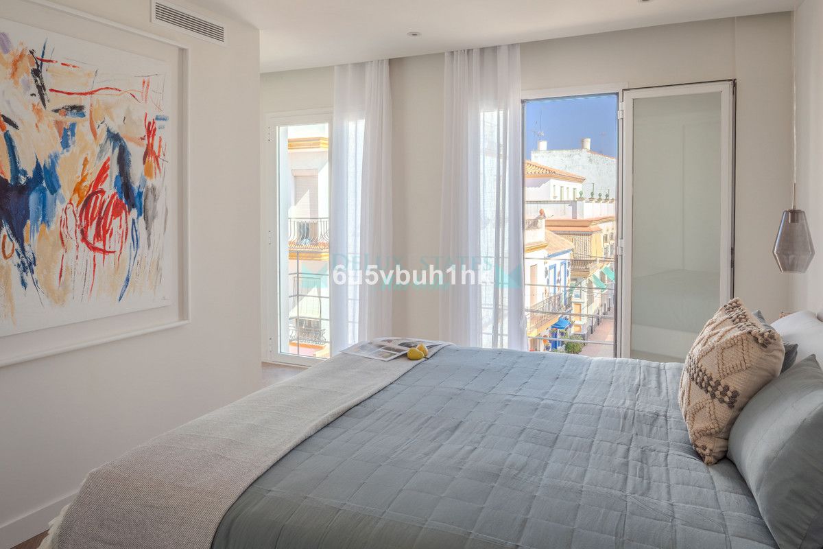 Apartment for sale in Estepona