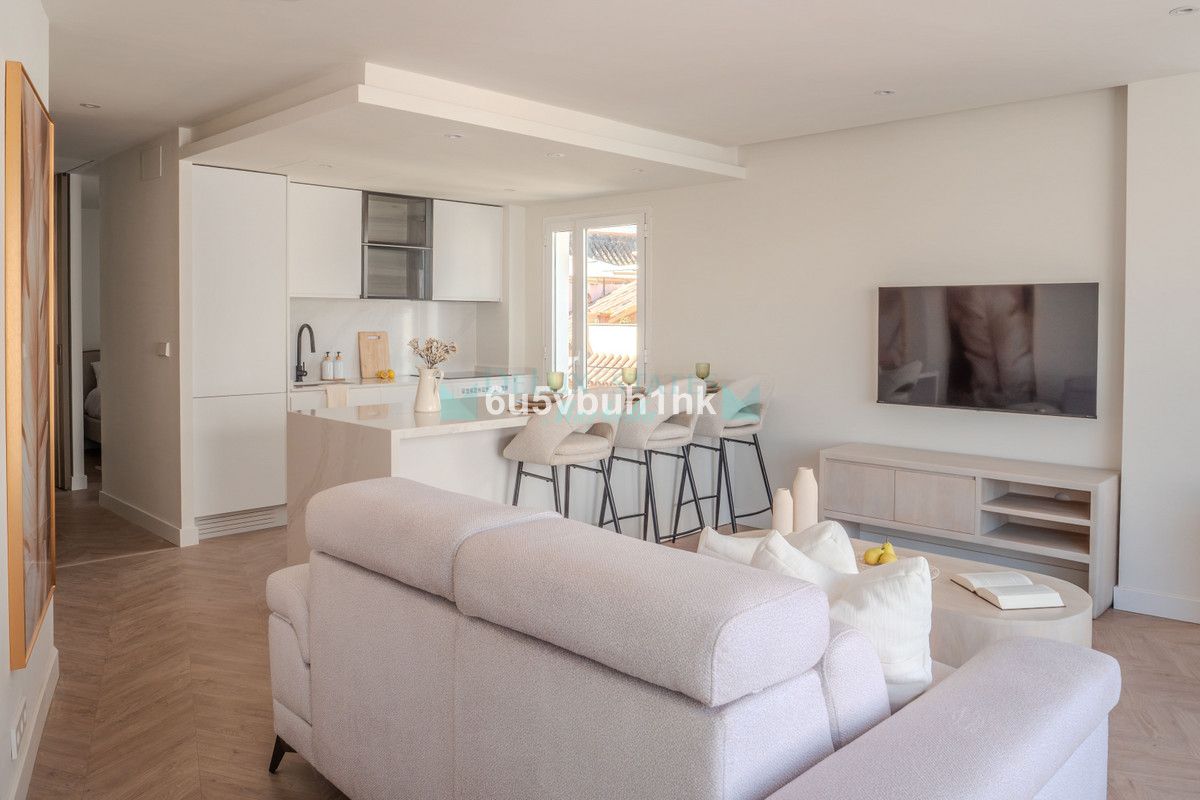 Apartment for sale in Estepona