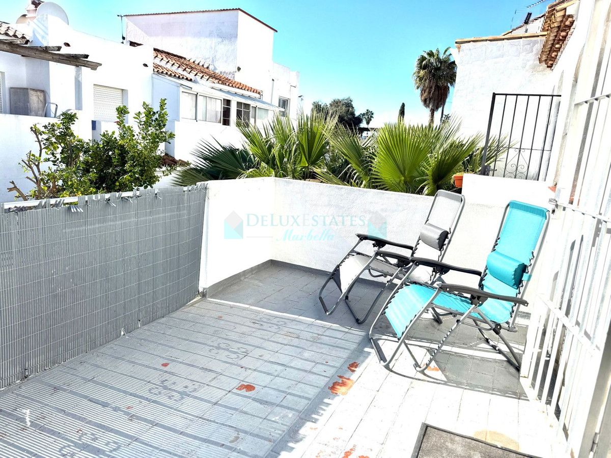 Town House for sale in Bel Air, Estepona
