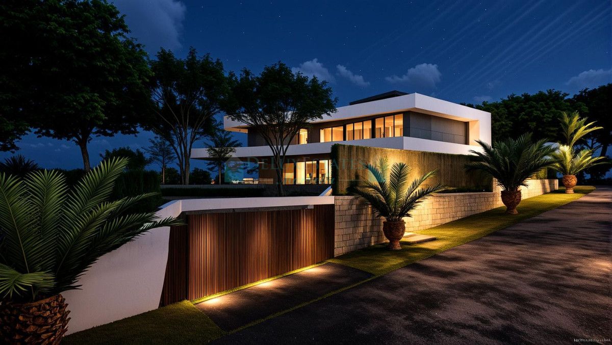 Villa for sale in Hacienda las Chapas, Marbella East