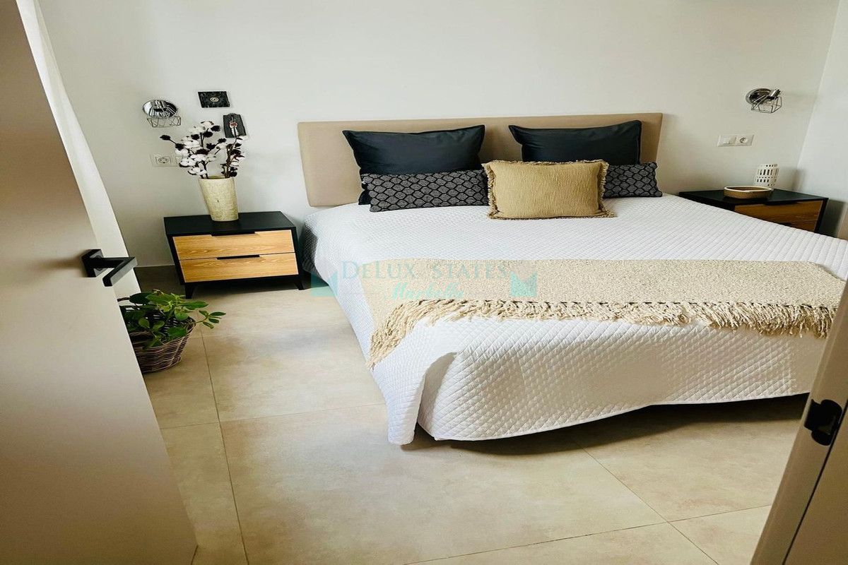 Town House for sale in Estepona