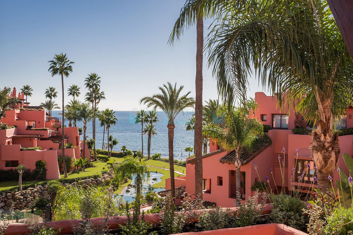 Penthouse for sale in Estepona