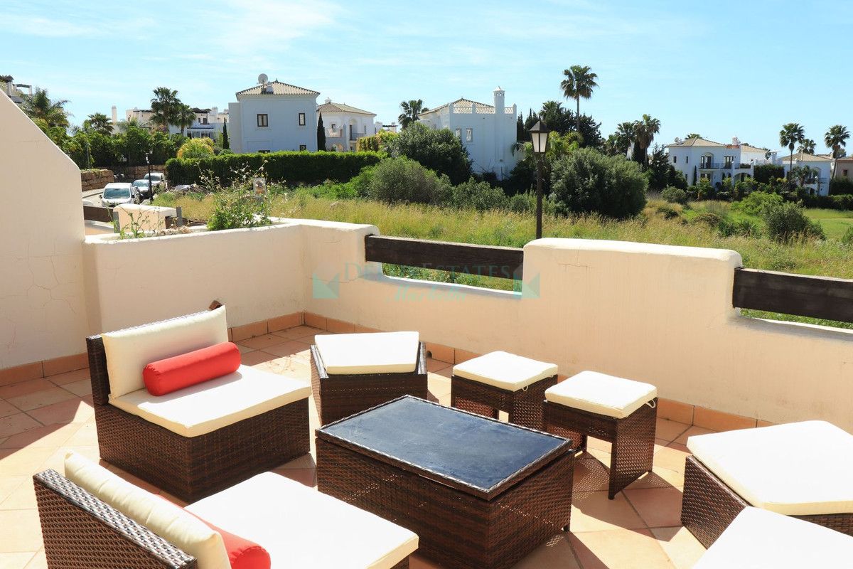 Town House for sale in Estepona
