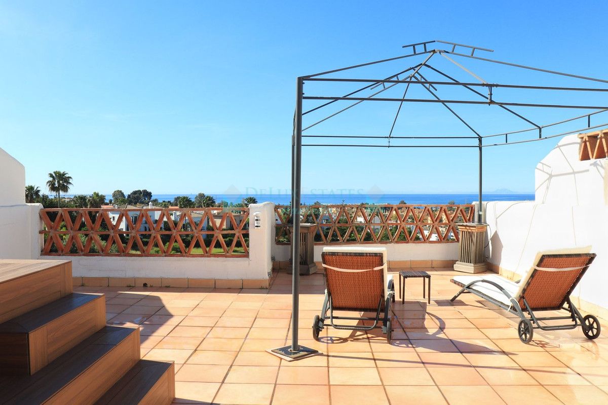 Town House for sale in Estepona