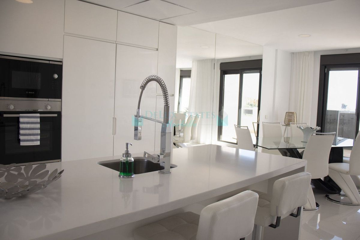 Town House for sale in Estepona