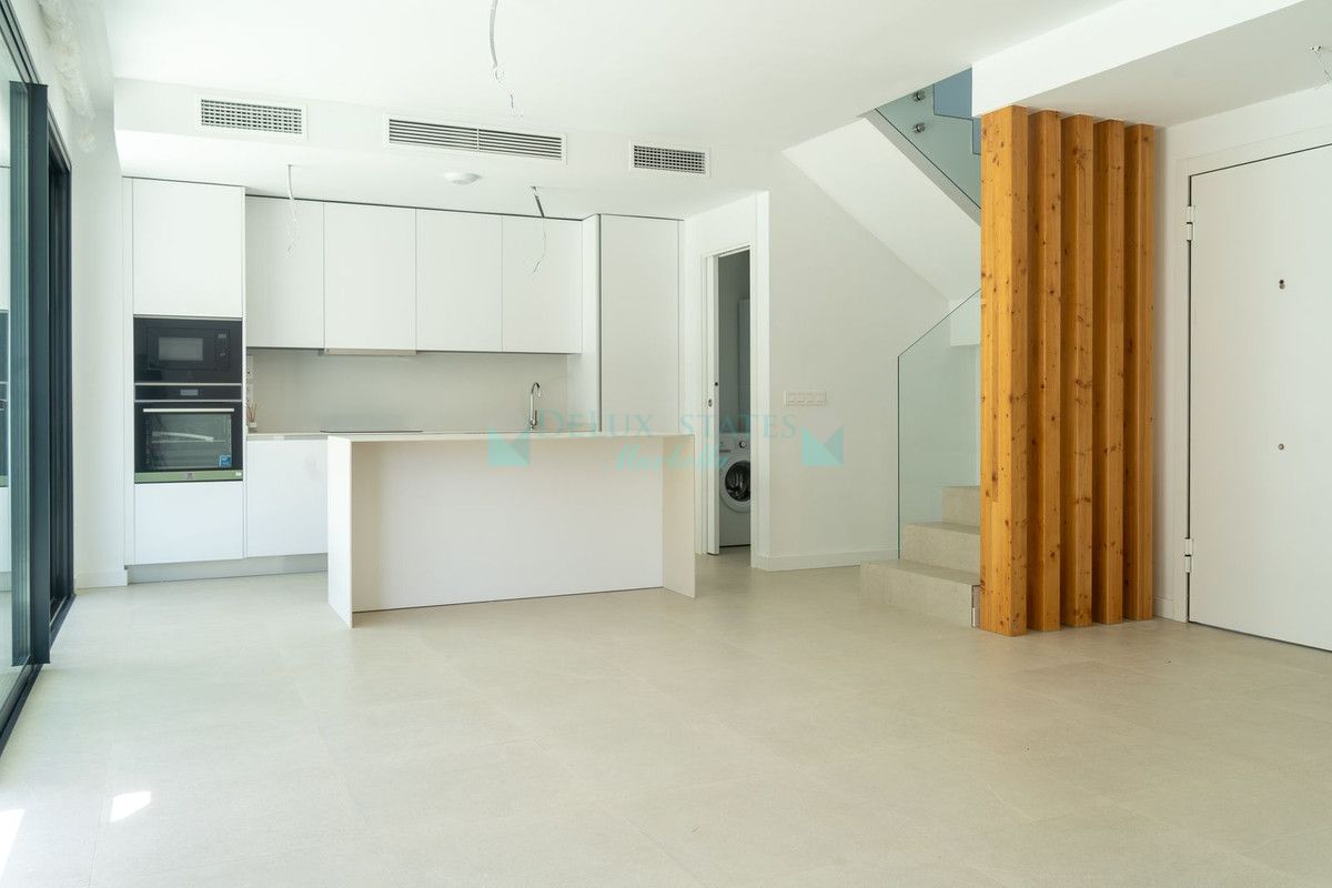 Semi Detached Villa for rent in Atalaya, Estepona