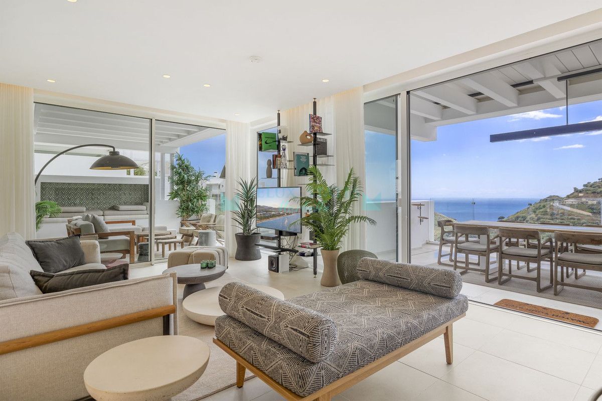 Penthouse for sale in Ojen