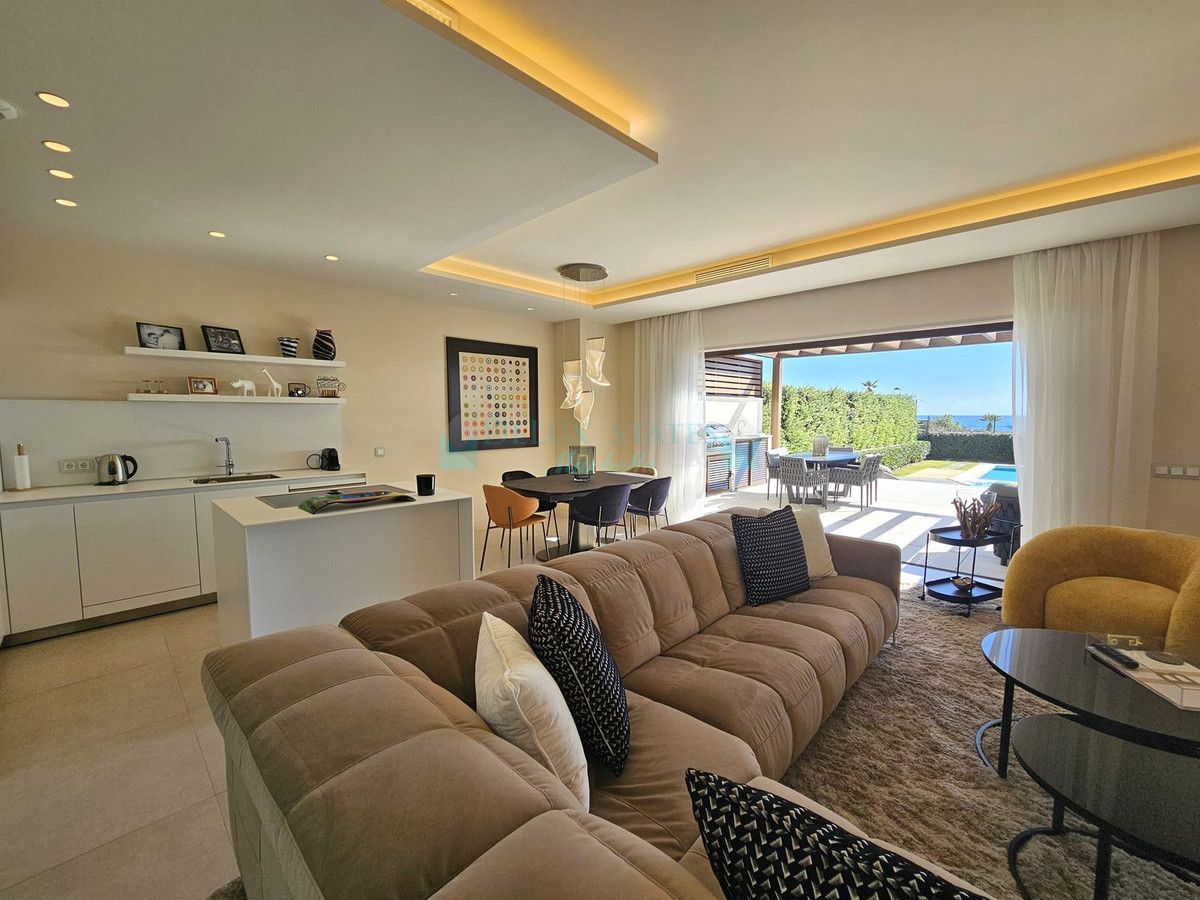 Town House for sale in New Golden Mile, Estepona