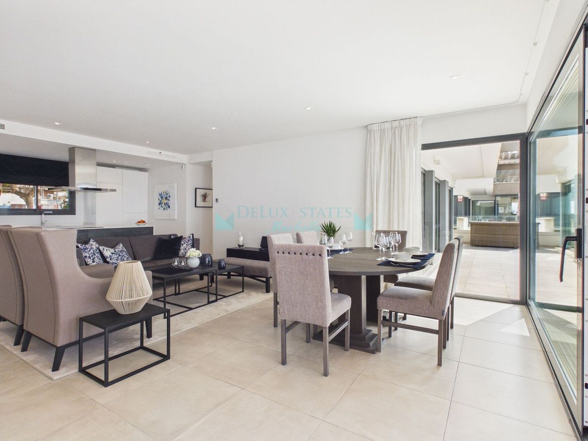 Apartamento Planta Baja en venta en Estepona