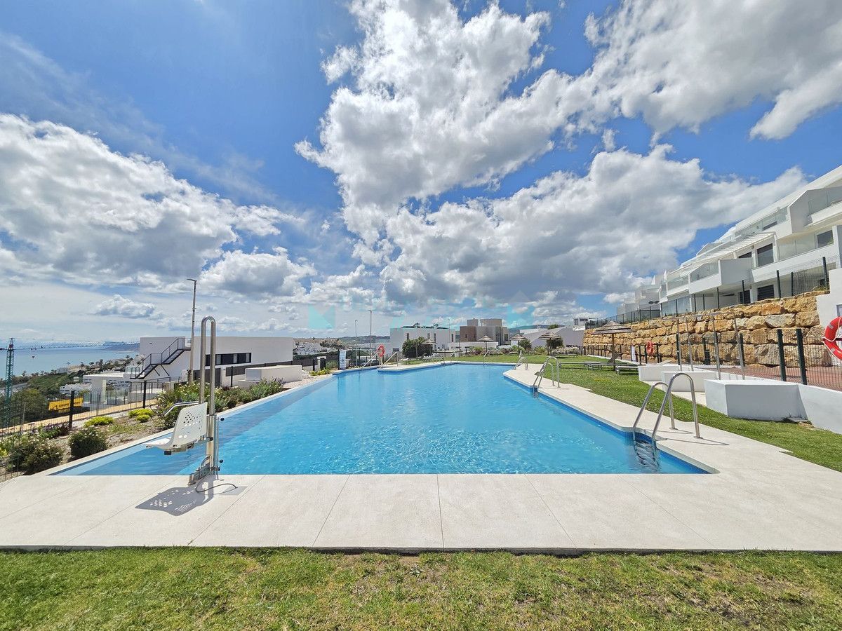 Apartment for sale in Estepona