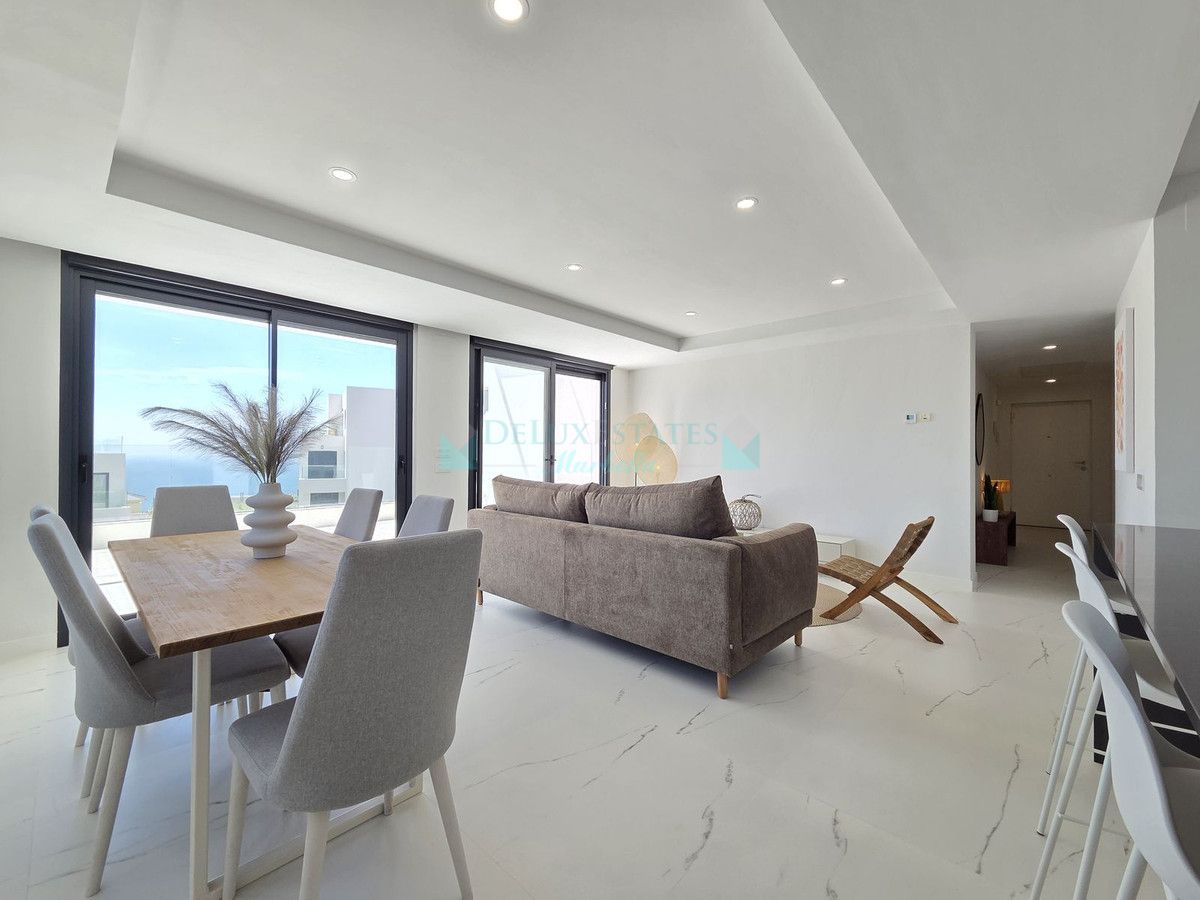 Apartment for sale in Estepona