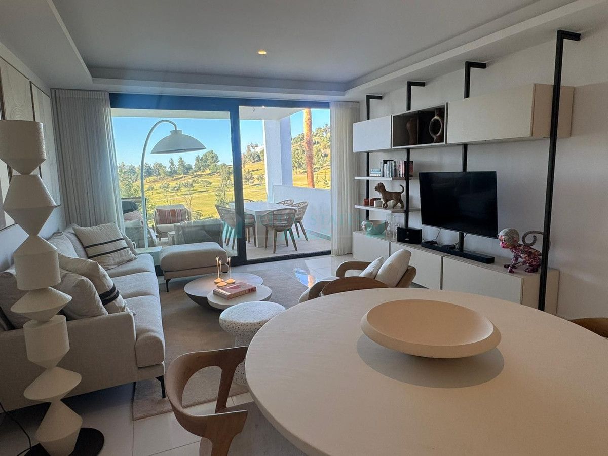 Apartment for sale in Benahavis