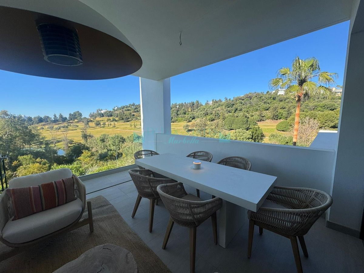 Apartment for sale in Benahavis