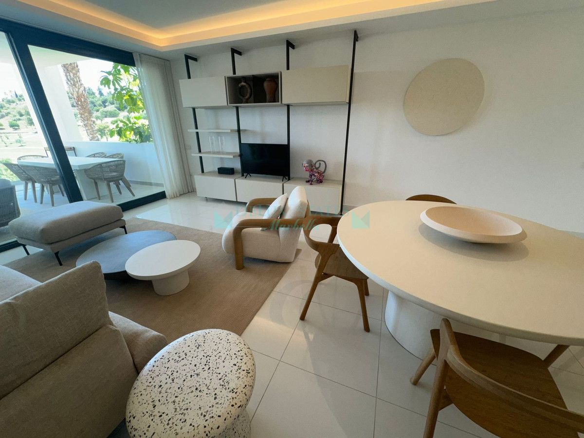 Apartment for sale in Benahavis