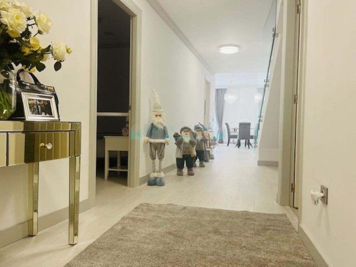 Apartamento en venta en Estepona