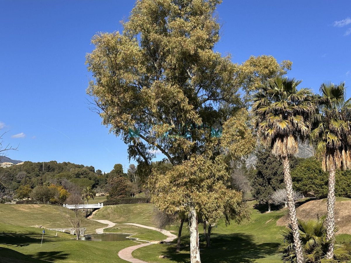 Town House for sale in Aloha, Nueva Andalucia