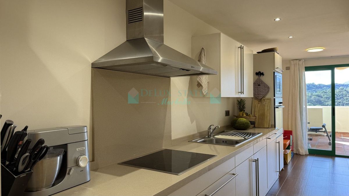 Apartment for sale in Selwo, Estepona