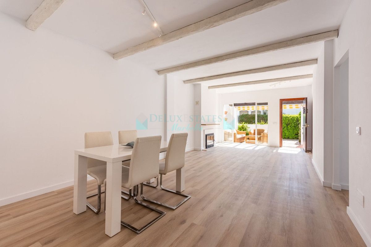 Ground Floor Apartment for sale in Benamara, Estepona