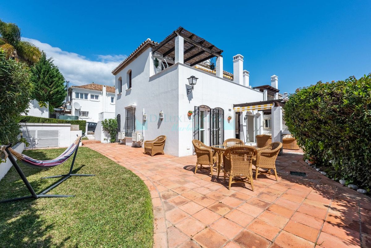 Ground Floor Apartment for sale in Benamara, Estepona