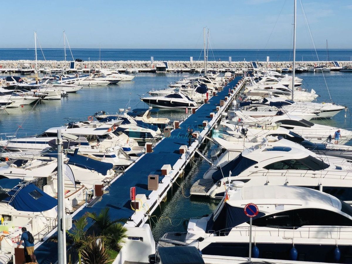 Parking for sale in Marbella - Puerto Banus