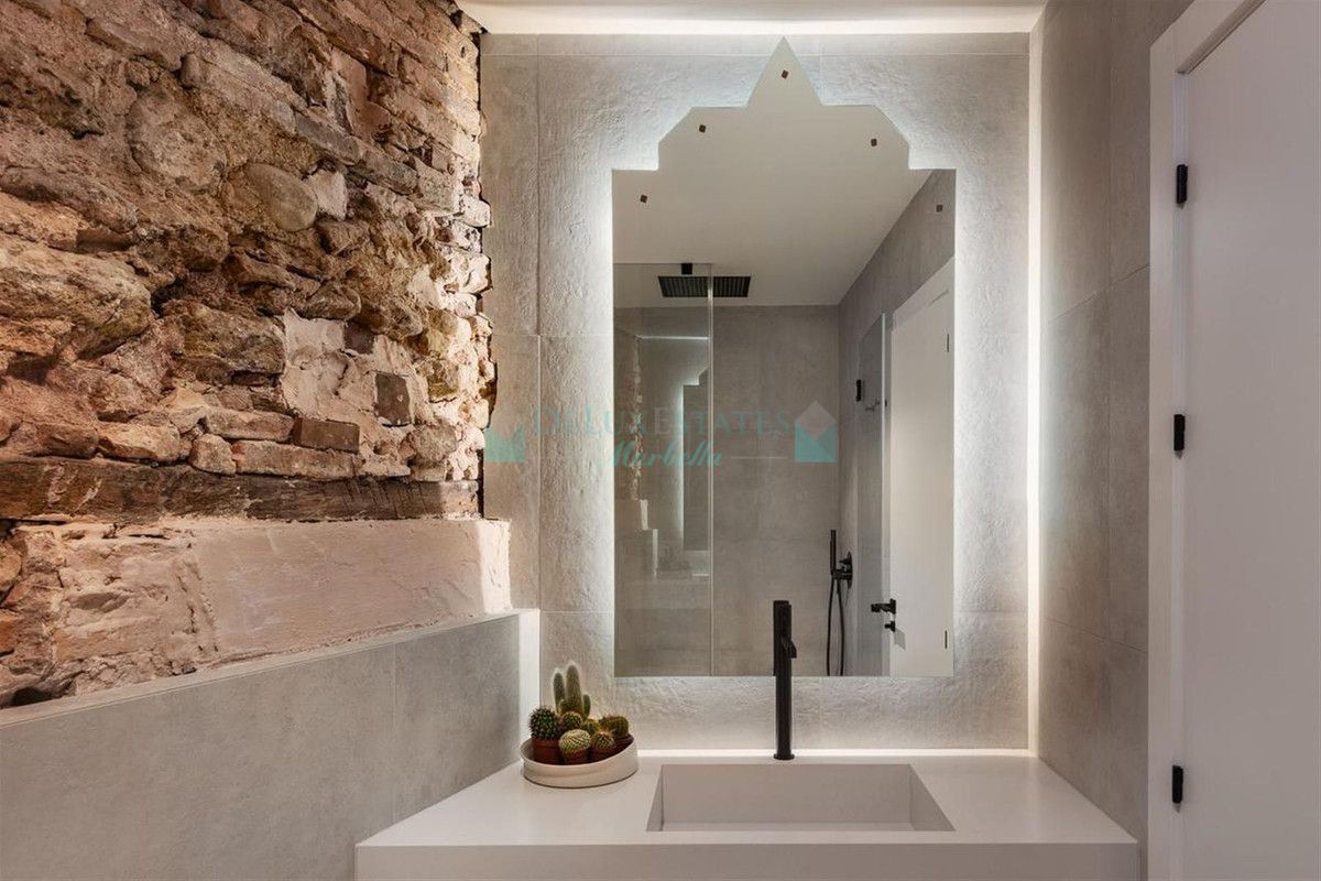 Town House for sale in Marbella