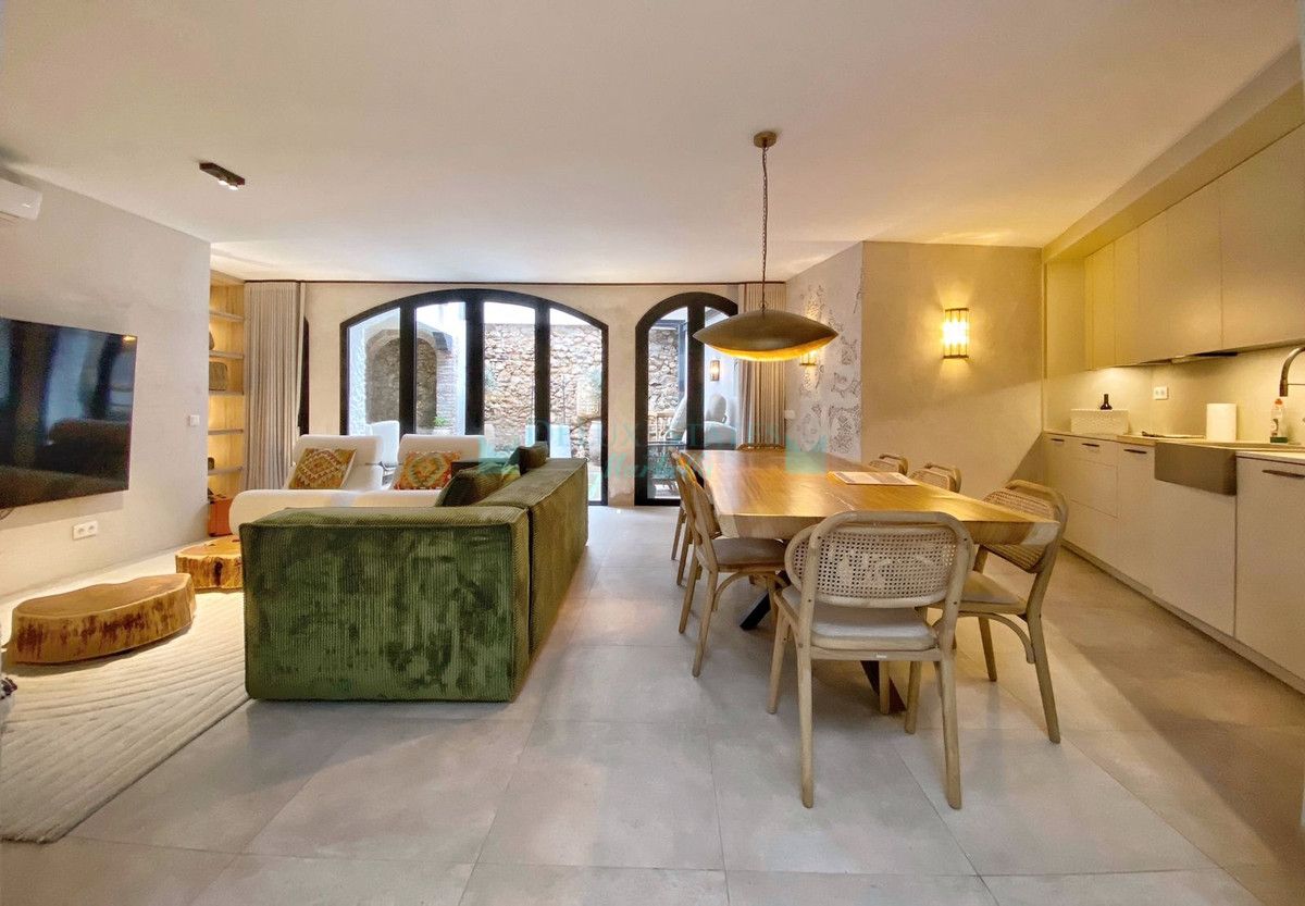 Town House for sale in Marbella