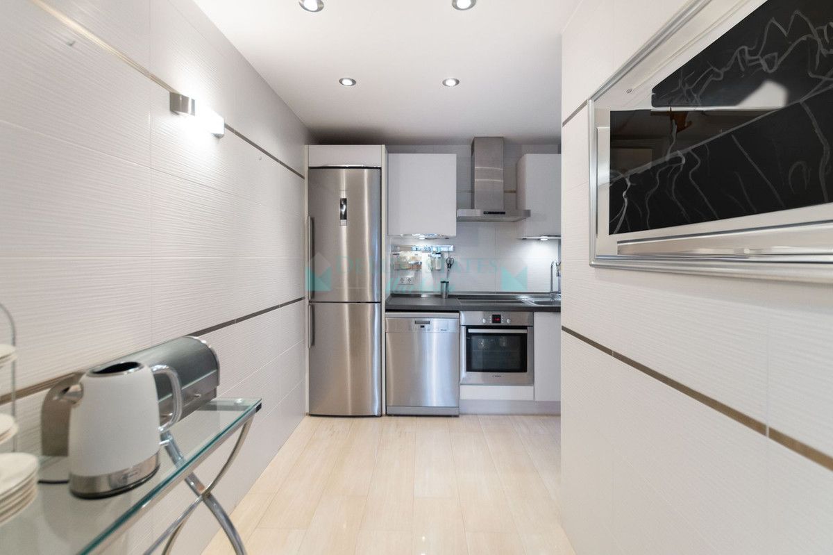 Ground Floor Apartment for sale in Marbella - Puerto Banus