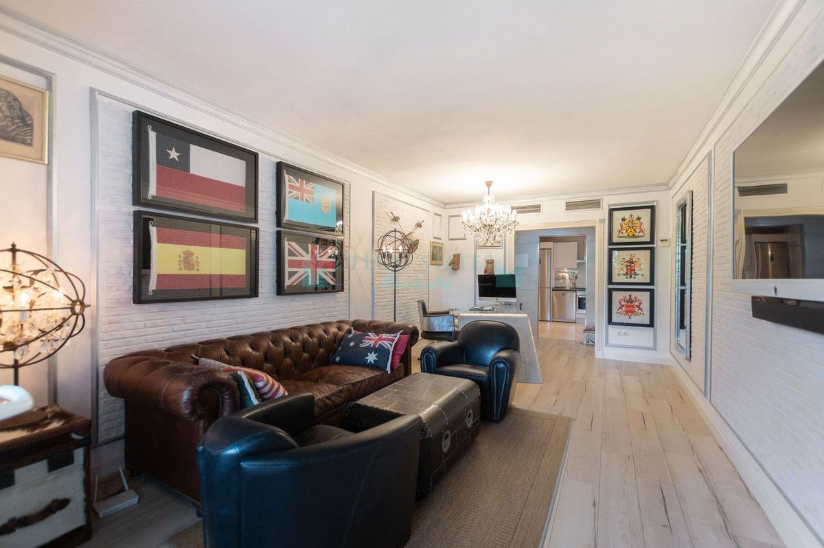 Ground Floor Apartment for sale in Marbella - Puerto Banus