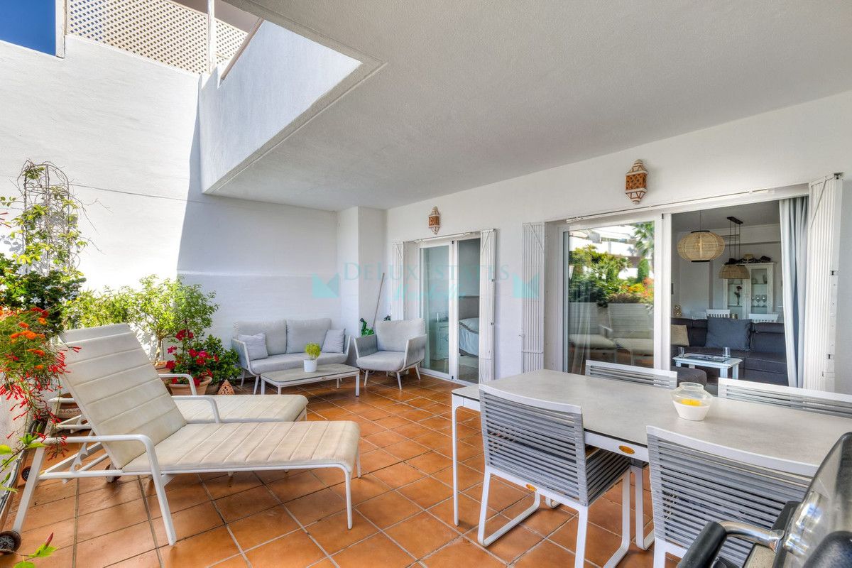 Apartment for sale in Estepona