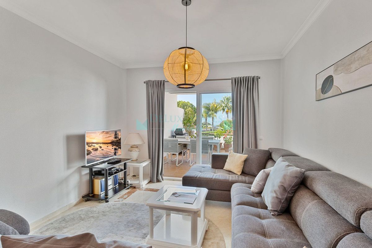 Apartment for sale in Estepona