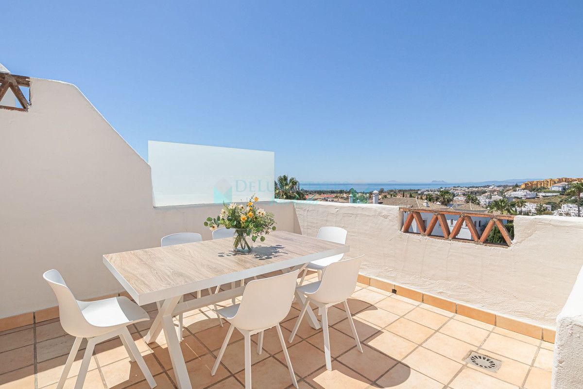 Penthouse for sale in Estepona