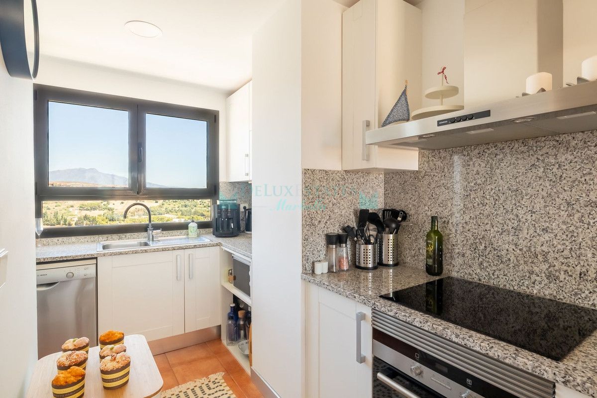 Penthouse for sale in Estepona