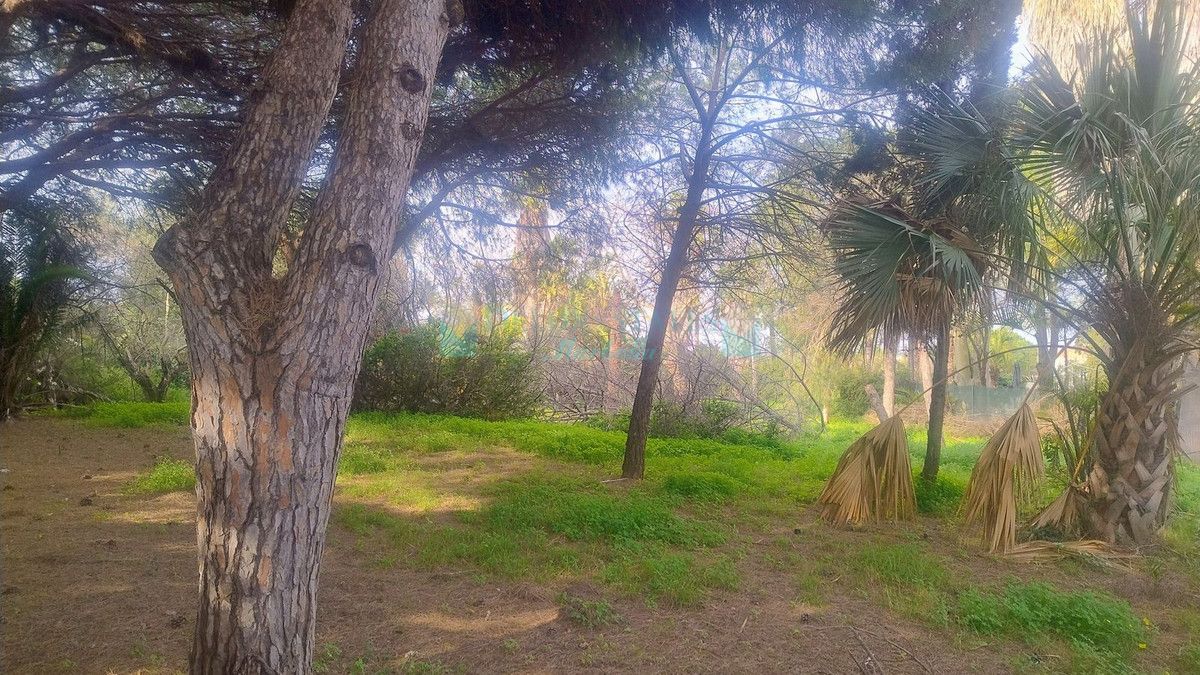 Residential Plot for sale in Hacienda las Chapas, Marbella East