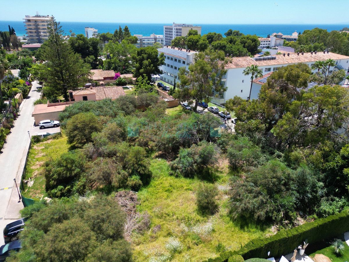 Plot for sale in Estepona