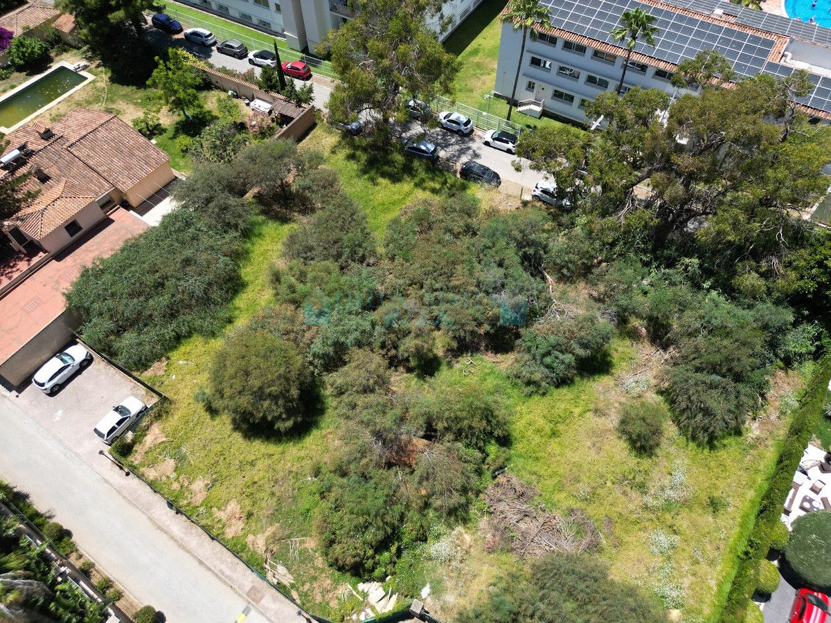 Plot for sale in Estepona