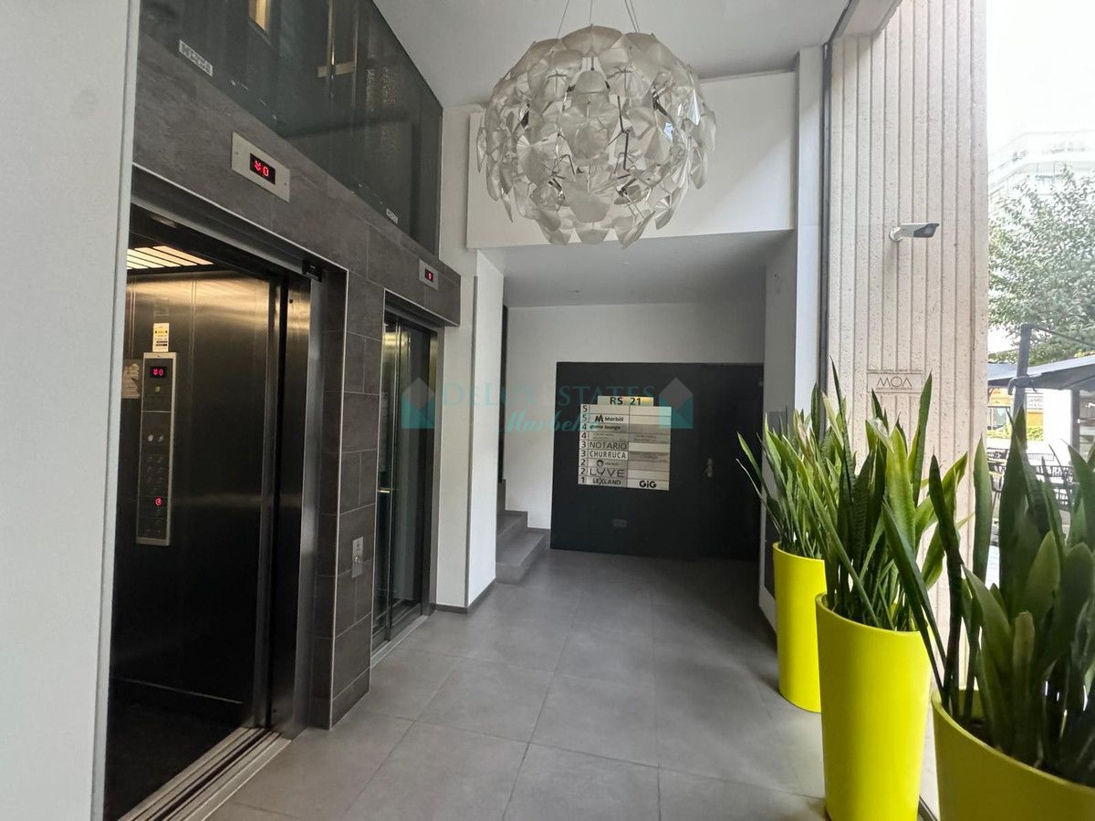 Office for sale in Marbella