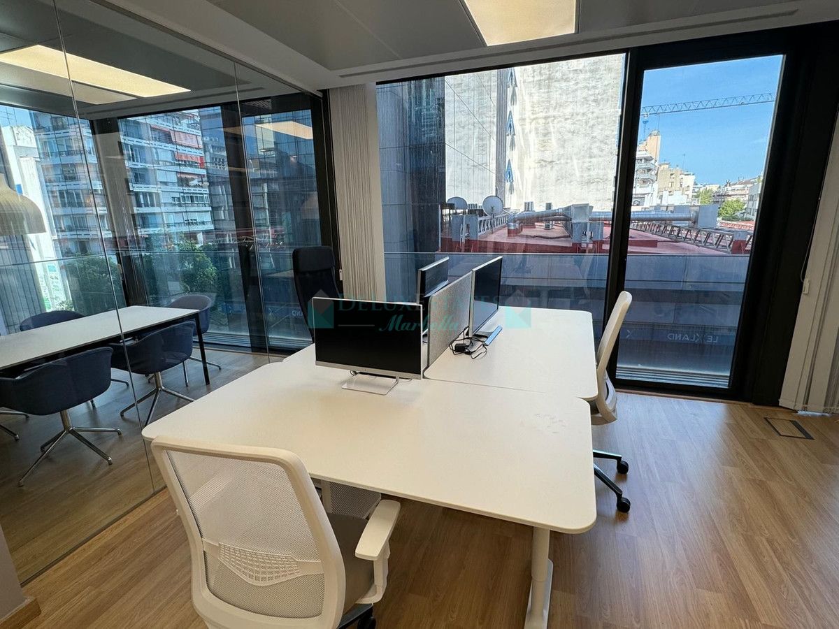 Office for sale in Marbella