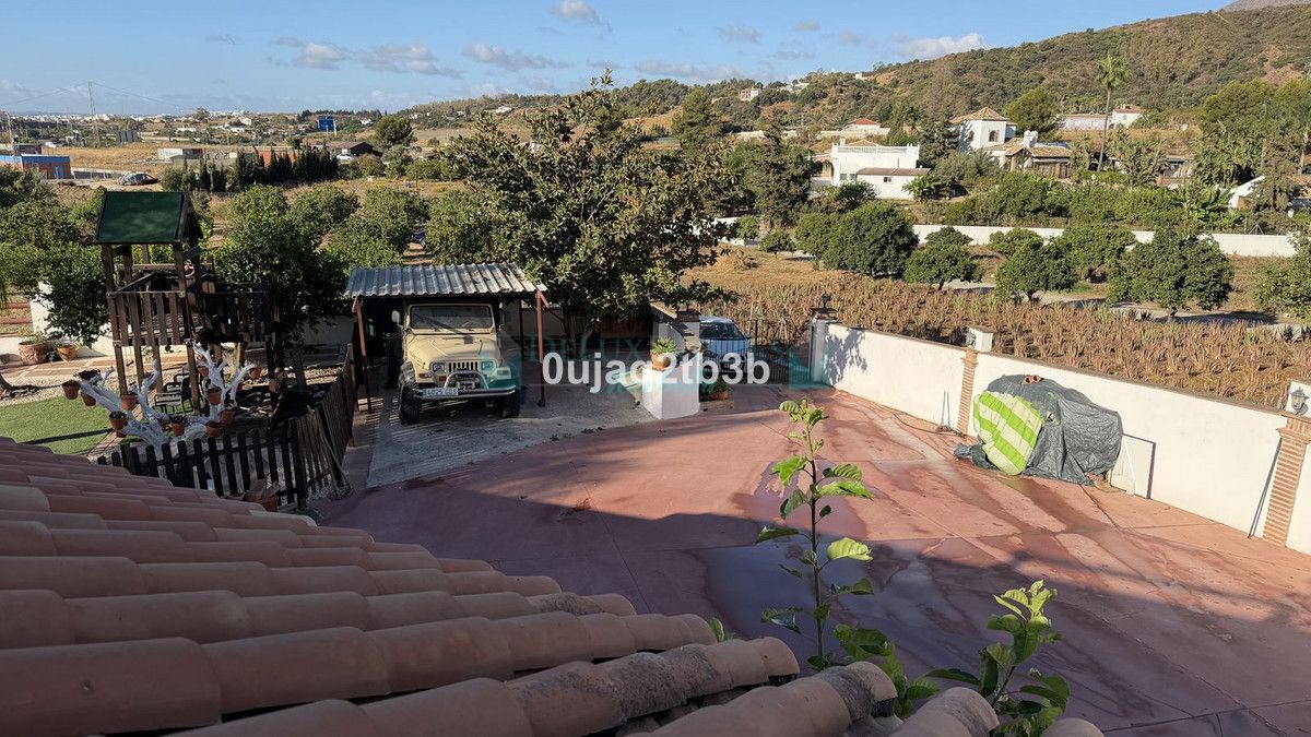 Residential Plot for sale in Estepona