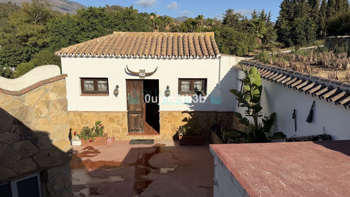 Residential Plot for sale in Estepona