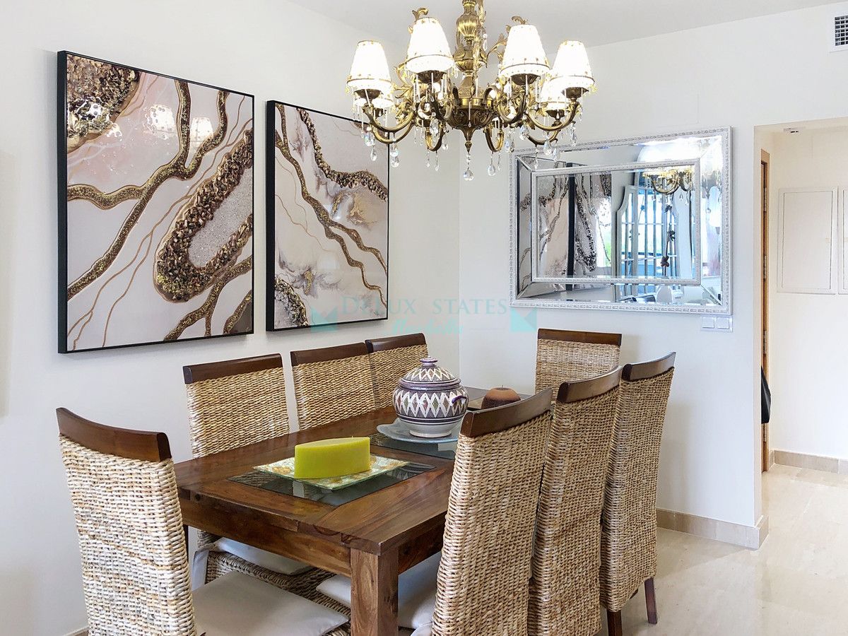 Apartment for sale in Estepona