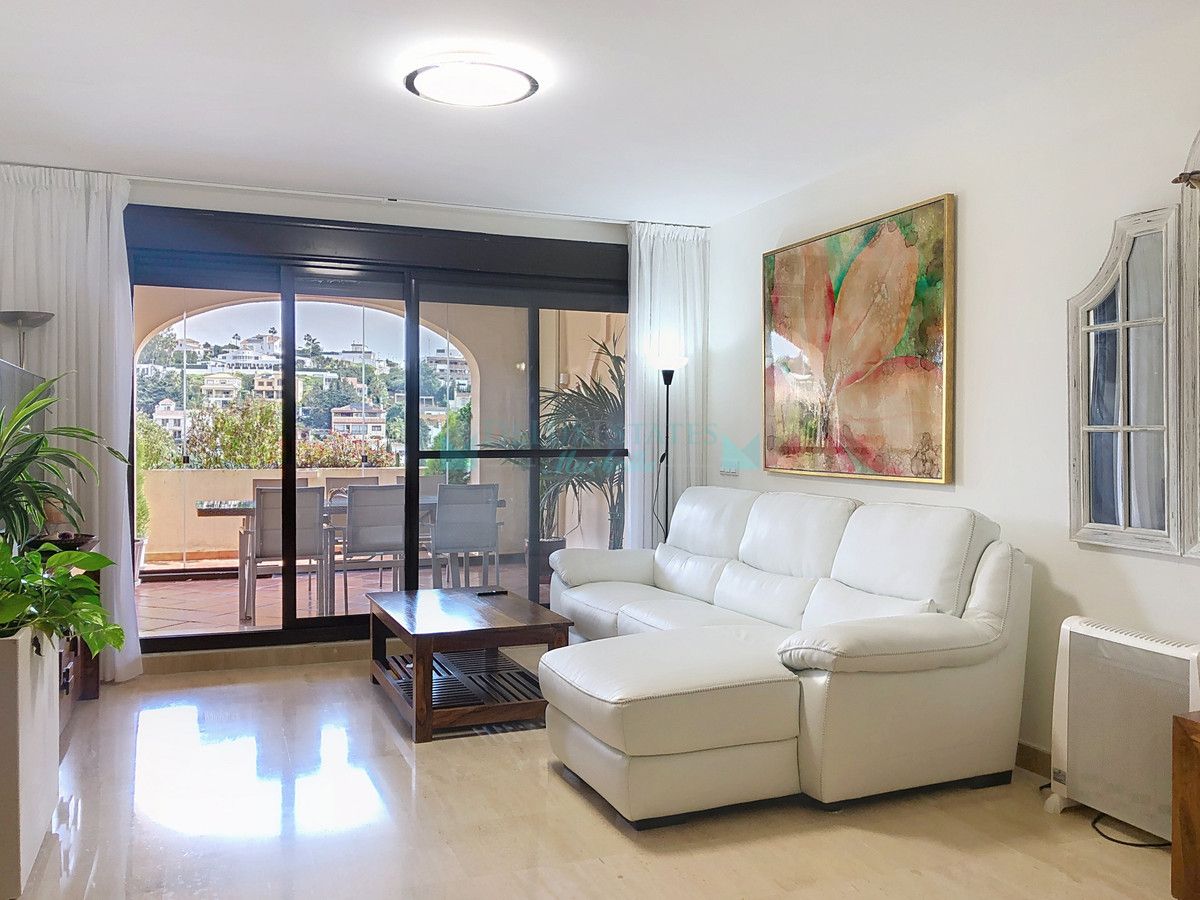 Apartment for sale in Estepona