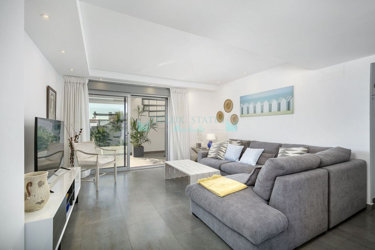 Penthouse for sale in Estepona