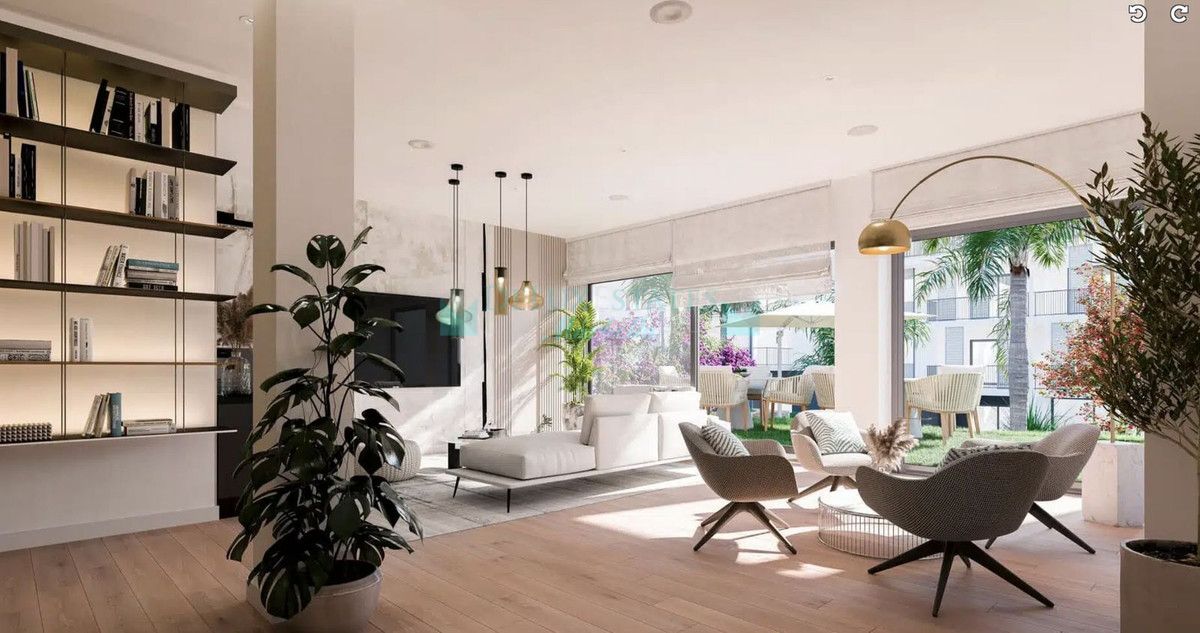 Apartment for sale in Estepona