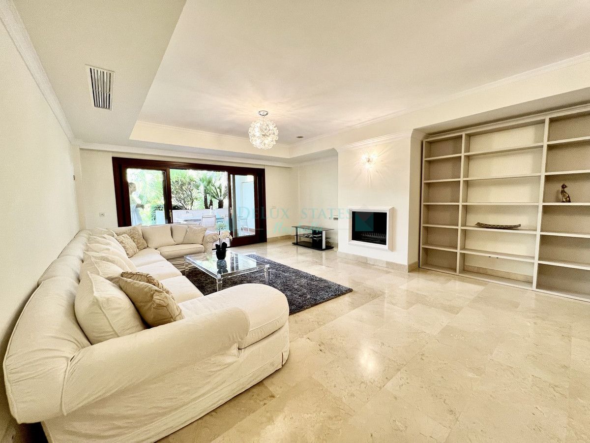Ground Floor Apartment for sale in Marbella Golden Mile